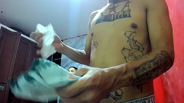 catalina hard love online show from March 14, 1:33 am