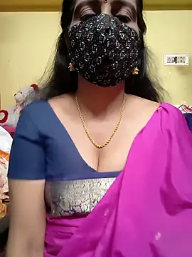 Snapshot of mallu-reshma chatting on October 19, 2:20 pm mallu-reshma online show from October 19, 2:20 pm