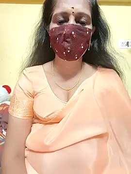 Snapshot of mallu-reshma chatting on September 15, 10:26 am mallu-reshma online show from September 15, 10:26 am