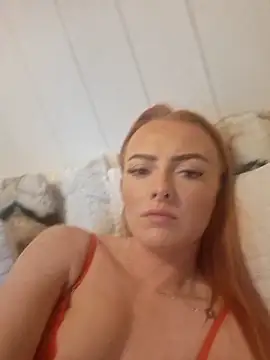 RedHeadRoxyUK online show from October 15, 10:56 am