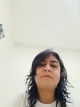 LylaVixxen online show from May 3, 10:57 pm