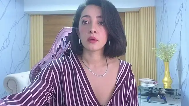 Snapshot of sara_lopez_s chatting on May 11, 2:07 pm sara lopez s online show from May 11, 2:07 pm