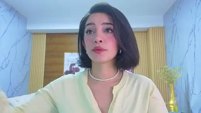Snapshot of sara_lopez_s chatting on June 24, 1:53 pm sara lopez s online show from June 24, 1:53 pm