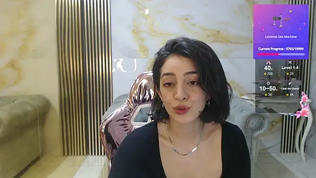 sara lopez s online show from March 12, 1:44 am