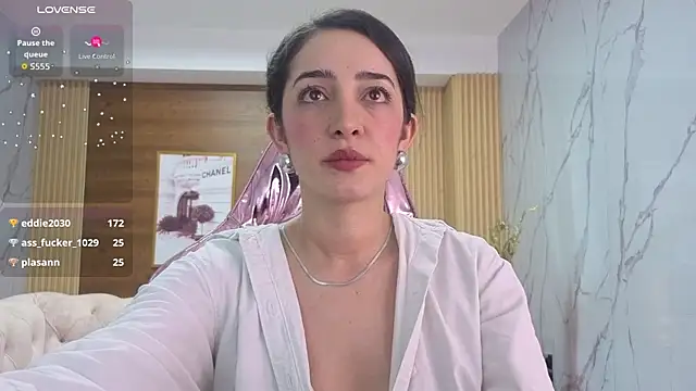 Snapshot of sara_lopez_s chatting on April 29, 5:41 pm sara lopez s online show from April 29, 5:41 pm