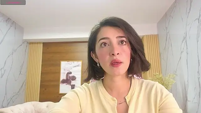 Snapshot of sara_lopez_s chatting on May 28, 1:39 pm sara lopez s online show from May 28, 1:39 pm