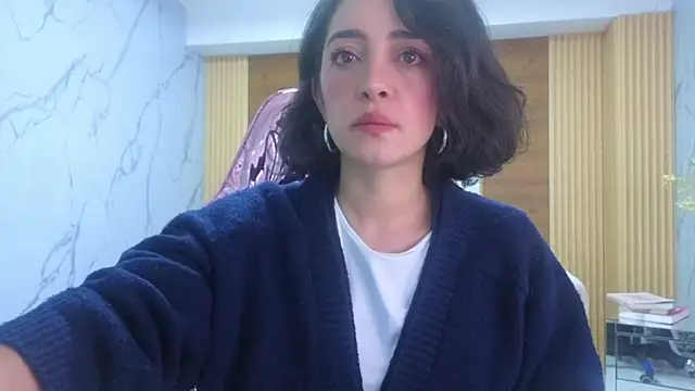 Snapshot of sara_lopez_s chatting on May 10, 1:14 pm sara lopez s online show from May 10, 1:14 pm