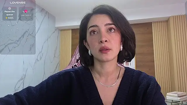 Snapshot of sara_lopez_s chatting on May 4, 1:58 pm sara lopez s online show from May 4, 1:58 pm