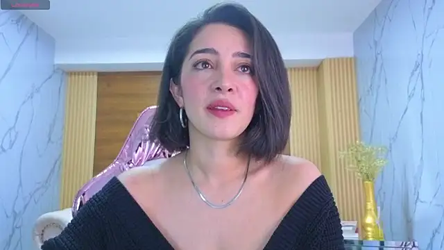 Snapshot of sara_lopez_s chatting on July 4, 1:37 pm sara lopez s online show from July 4, 1:37 pm