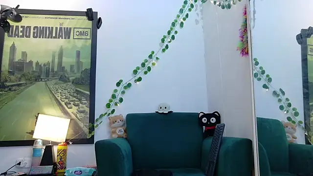 Snapshot of rosse_dredd chatting on July 8, 10:10 pm rosse dredd online show from July 8, 10:10 pm