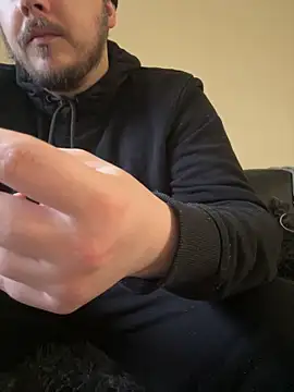 XXKieran online show from February 25, 10:37 am