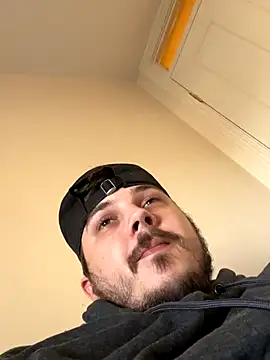 Snapshot of XXKieran chatting on December 2, 2:19 pm XXKieran online show from December 2, 2:19 pm