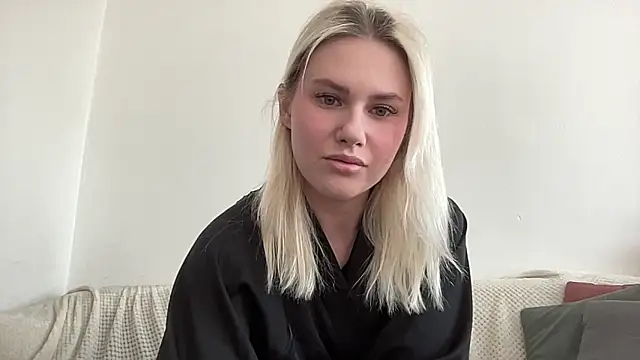 ElaraLuxxxe online show from September 17, 9:55 am