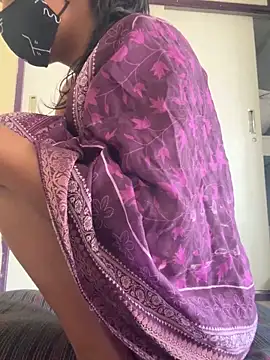 Snapshot of CrazyN_Love chatting on October 4, 7:32 am CrazyN Love online show from October 4, 7:32 am