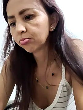 zaira spice online show from March 20, 11:17 pm