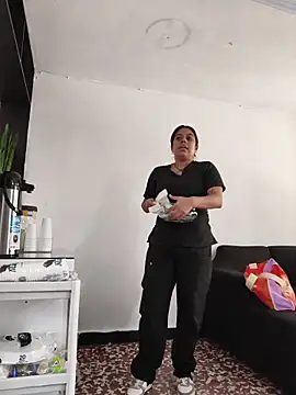 GabyMontenegro online show from February 11, 5:57 pm