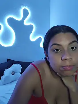 GabyMontenegro online show from April 6, 3:13 am