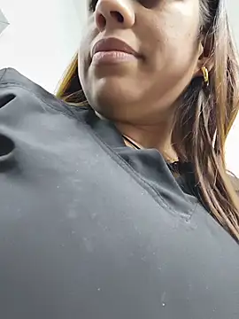 GabyMontenegro online show from February 14, 2:23 am