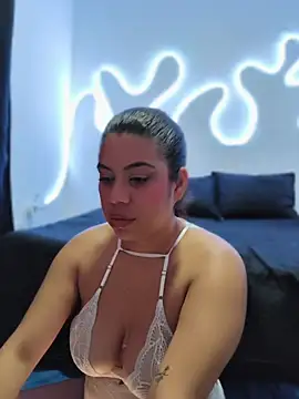 GabyMontenegro online show from April 5, 12:56 pm