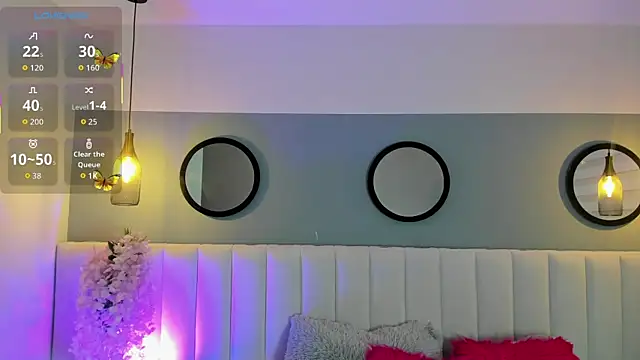 Mila Hank  online show from October 8, 1:23 pm