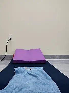 Snapshot of Lyly_suri07 chatting on November 24, 4:40 pm Lyly suri07 online show from November 24, 4:40 pm