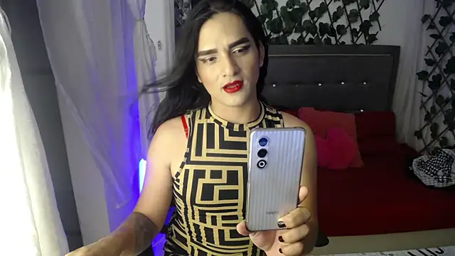 Snapshot of ivone_golosa chatting on November 8, 9:51 pm ivone golosa online show from November 8, 9:51 pm