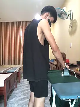 thienlong05 online show from October 7, 2:23 am