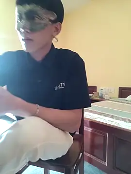 thienlong05 online show from September 14, 2:12 am