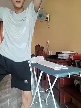 thienlong05 online show from October 12, 2:24 am