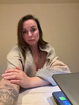 Justnani001 online show from March 31, 8:22 pm