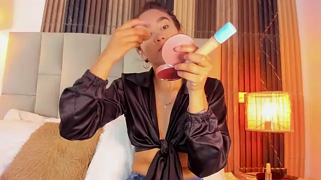 Nicolqueen  online show from March 26, 11:19 am