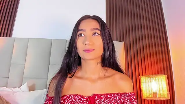 Nicolqueen  online show from May 8, 11:14 am