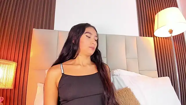 Nicolqueen  online show from May 12, 11:16 am