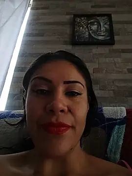 KittyHoleshot87 online show from May 13, 4:36 pm