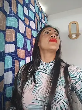 KittyHoleshot87 online show from January 19, 3:05 pm