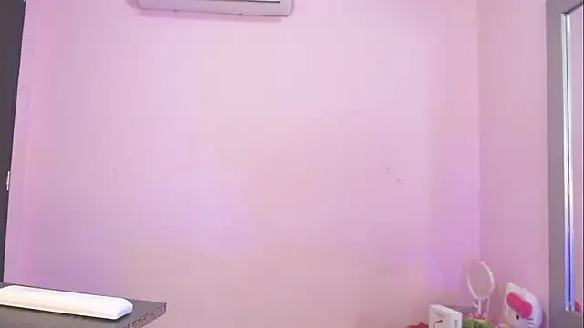 kiity horny  online show from December 20, 11:46 am