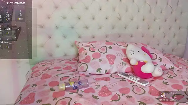 kiity horny  online show from March 31, 11:45 am