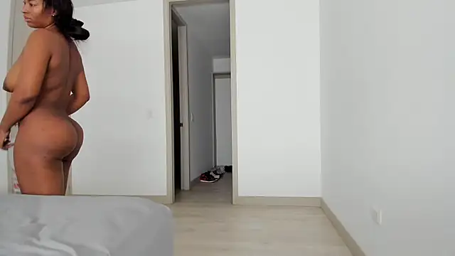 Meganbelford1 online show from February 24, 2:07 pm