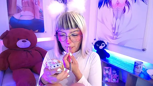 lil candy77 online show from September 17, 12:18 pm