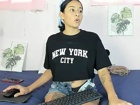 Snapshot of Lady_rossee chatting on September 21, 1:38 pm Lady rossee online show from September 21, 1:38 pm