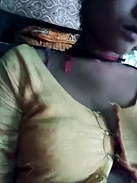 Snapshot of Idhika_Jha chatting on October 6, 2:57 am Idhika Jha online show from October 6, 2:57 am