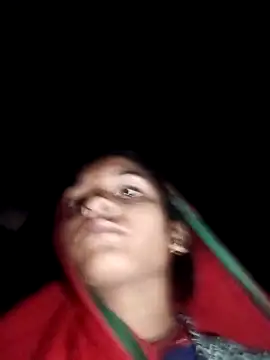 Snapshot of Idhika_Jha chatting on November 26, 12:32 am Idhika Jha online show from November 26, 12:32 am