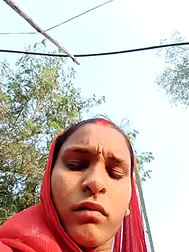 Snapshot of Idhika_Jha chatting on October 17, 11:23 am Idhika Jha online show from October 17, 11:23 am