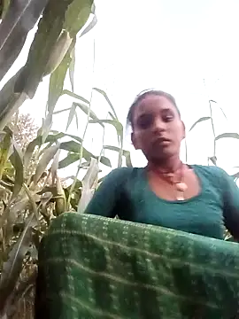 Snapshot of Idhika_Jha chatting on September 23, 12:56 pm Idhika Jha online show from September 23, 12:56 pm