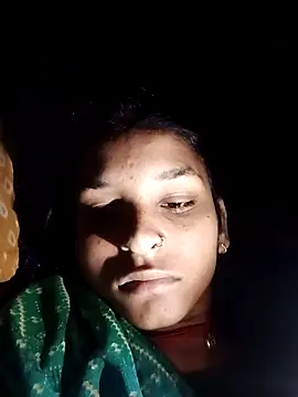 Snapshot of Idhika_Jha chatting on October 13, 10:43 pm Idhika Jha online show from October 13, 10:43 pm