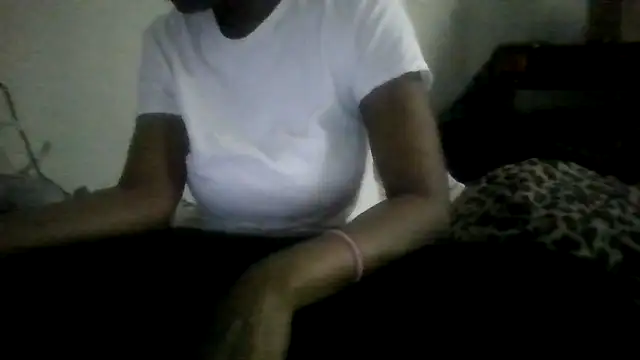 Snapshot of prettymaa chatting on September 8, 9:47 pm prettymaa online show from September 8, 9:47 pm