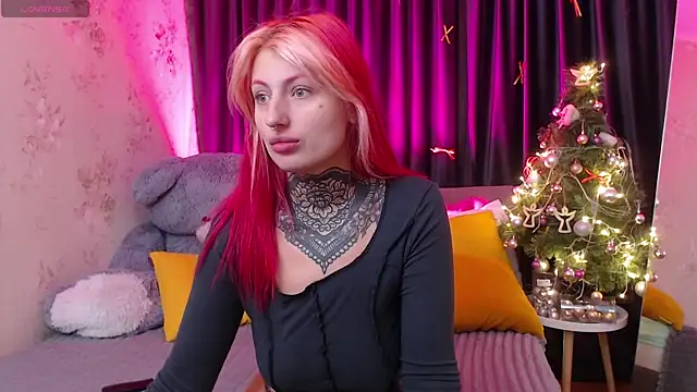 Nina Blum  online show from December 21, 6:26 am