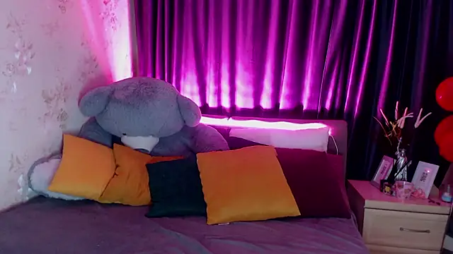 Nina Blum  online show from March 15, 7:26 am