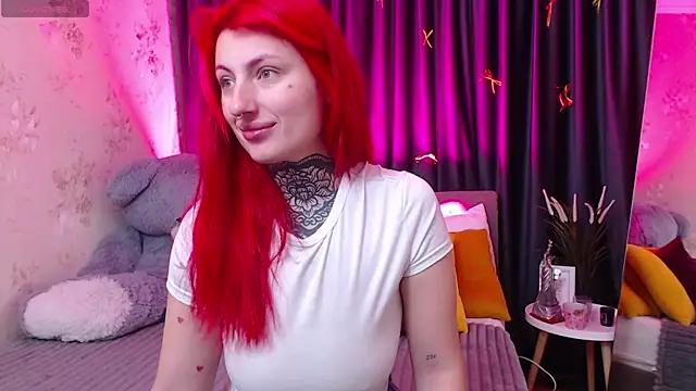 Nina Blum  online show from January 9, 7:04 am