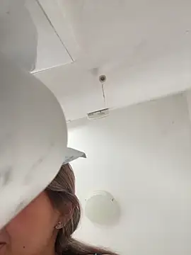 Goldiebaby online show from September 22, 8:31 am